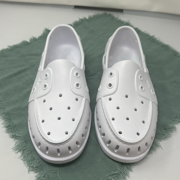 Sperry Size 8 - Picture 2 of 4